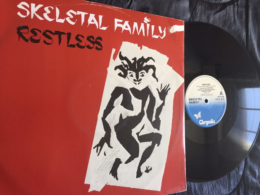 Skeletal Family - Restless - 41 Rooms - show 71