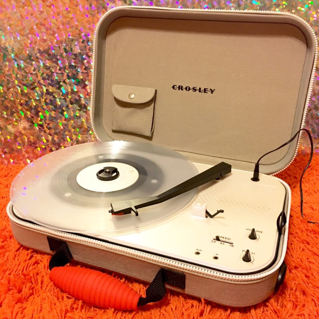Crosley ‘Messenger’ Portable Record Player - 41 Rooms - show 81
