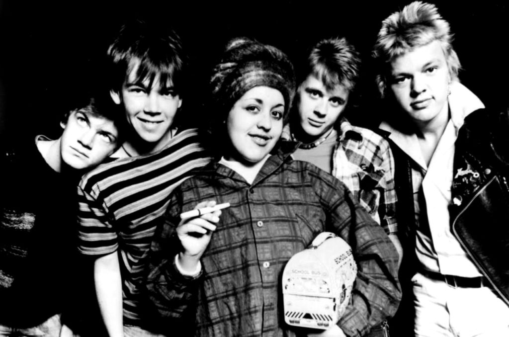 X-Ray Spex - I Am A Poseur (Peel session) - 41 Rooms - show 85