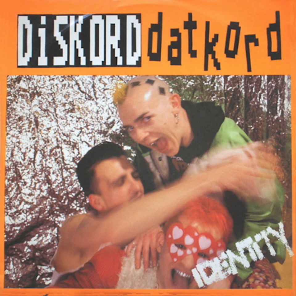 Diskord Datkord - Identity - 41 Rooms - show 85