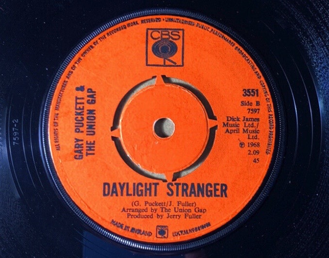 Gary Puckett & The Union Gap - Daylight Stranger - 41 Rooms - show 107