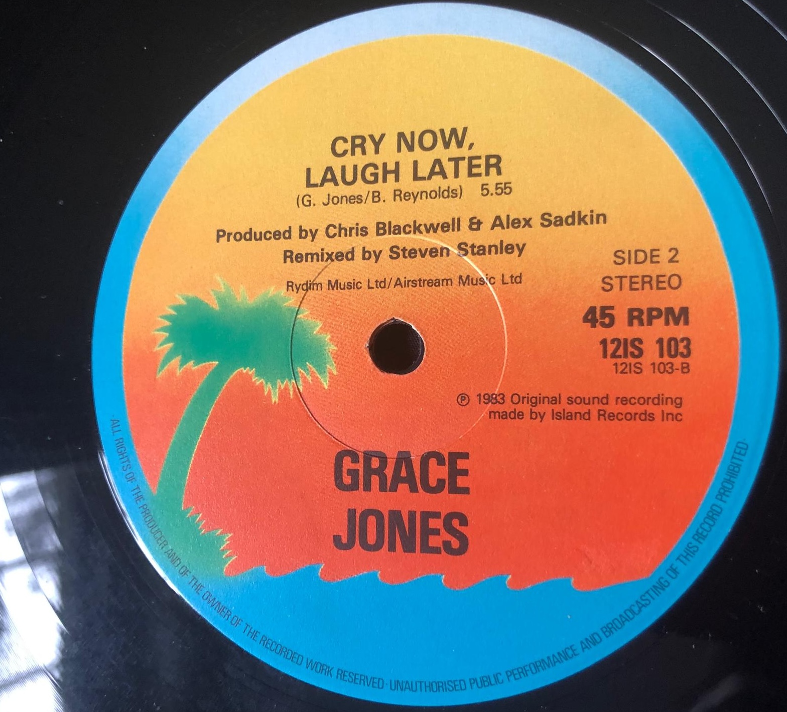 Grace Jones - Cry Now, Laugh Later - 41 Rooms - show 128