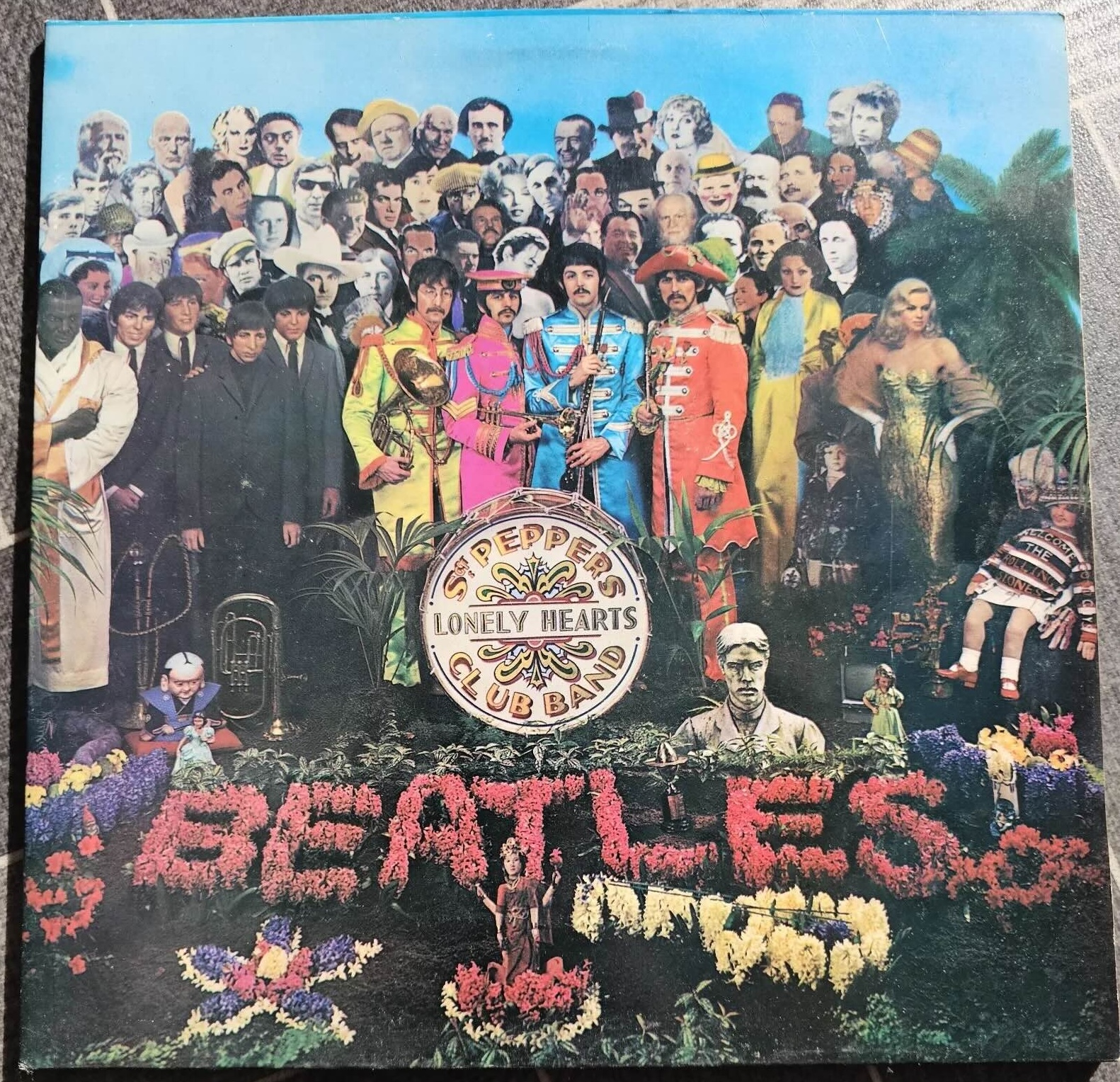 The Beatles - Getting Better - 41 Rooms - show 136