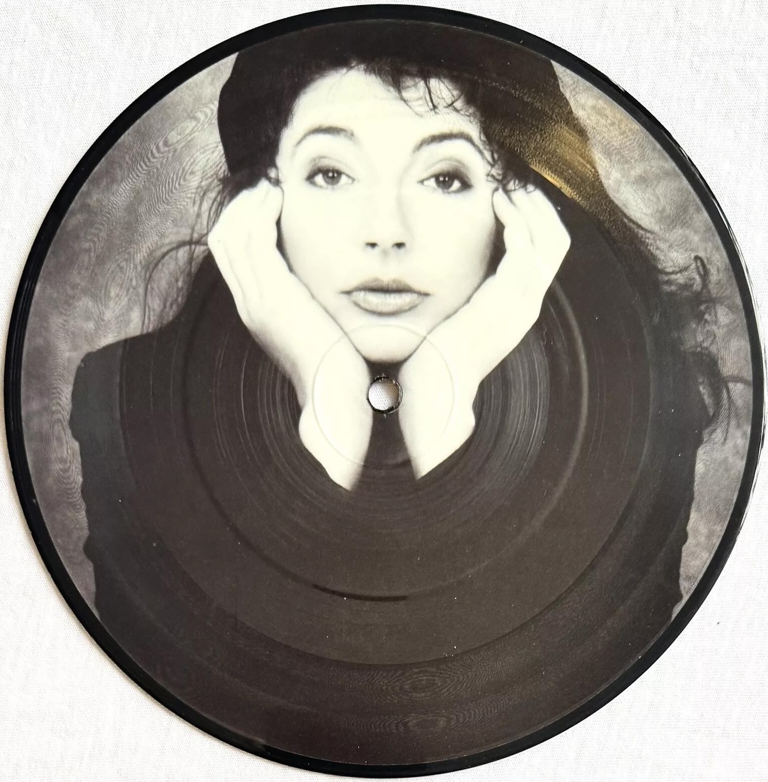 Kate Bush - Be Kind To My Mistakes - 41 Rooms -show 139