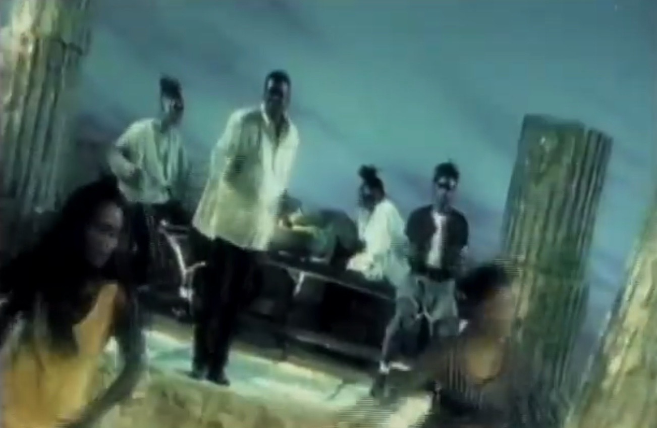 Soul II Soul - Just Right (Video Mix) - 41 Rooms - show 142