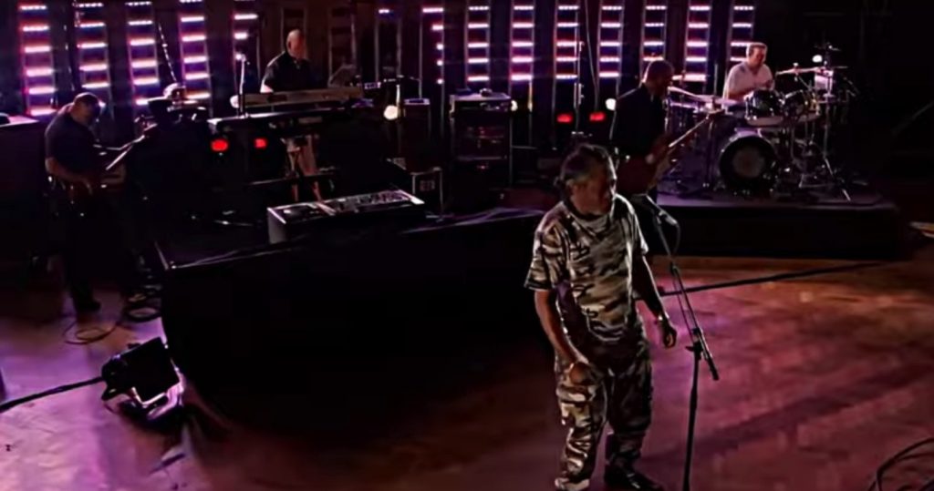 Massive Attack - Angel (live) - 41 Rooms - show 152
