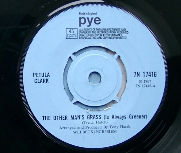 Petula Clark - The Other Man's Grass (Is Always Greener) - 41 Rooms - show 154