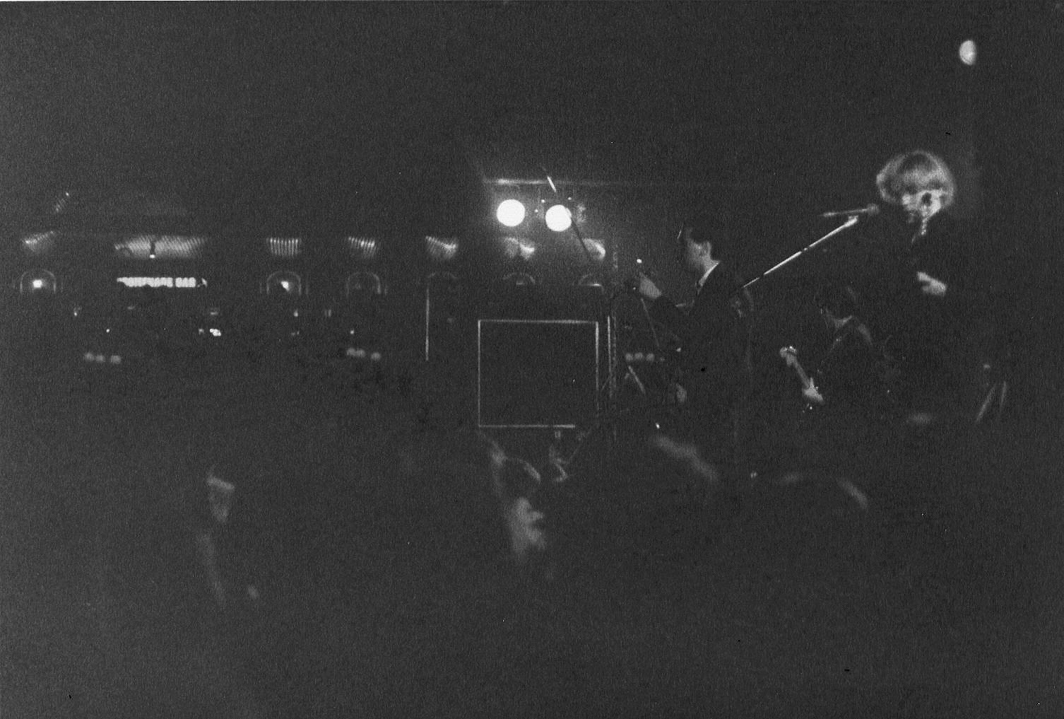 Simple Minds (London's Hammersmith Palais, 26.8.80) - 41 Rooms - show 154